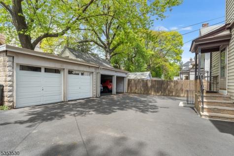 11 N 21st Street East Orange NJ 07017