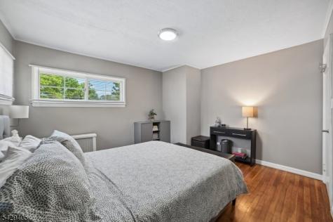 46 Phyllis Road West Orange NJ 07052