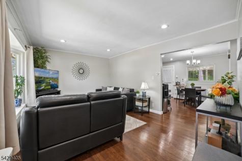 46 Phyllis Road West Orange NJ 07052