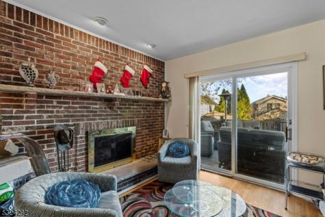 15 Parkhurst Place Verona NJ 07044