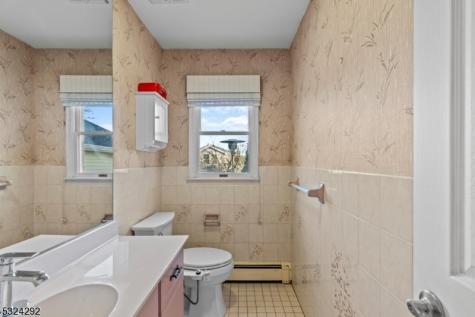 15 Parkhurst Place Verona NJ 07044