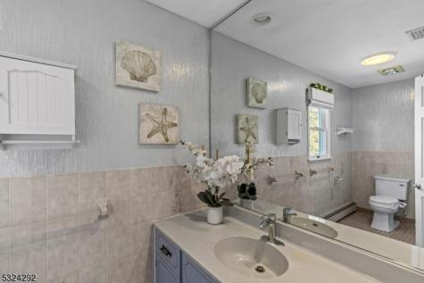 15 Parkhurst Place Verona NJ 07044