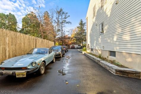 15 Parkhurst Place Verona NJ 07044