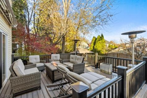 15 Parkhurst Place Verona NJ 07044