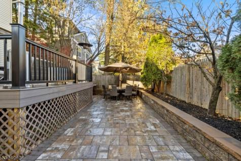 15 Parkhurst Place Verona NJ 07044