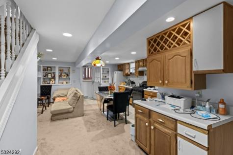 15 Parkhurst Place Verona NJ 07044