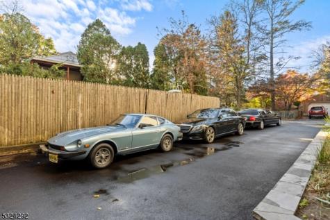 15 Parkhurst Place Verona NJ 07044