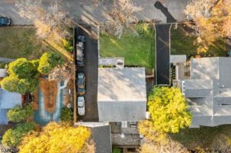 15 Parkhurst Place Verona NJ 07044