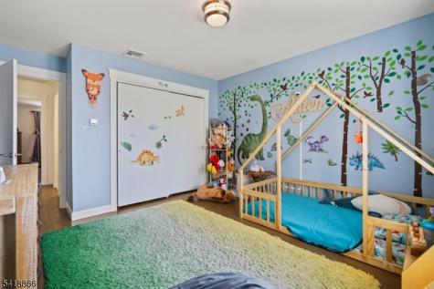 15 Wanda Court Clifton NJ 07014