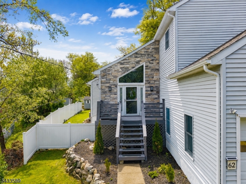 62 Unger Avenue Hopatcong NJ 07874