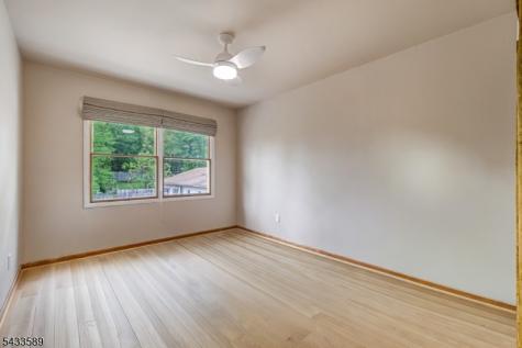 62 Unger Avenue Hopatcong NJ 07874
