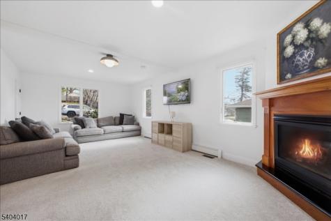 23 Lingert Avenue Clinton NJ 08809