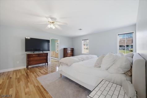 23 Lingert Avenue Clinton NJ 08809