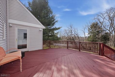 23 Lingert Avenue Clinton NJ 08809