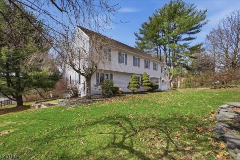 23 Lingert Avenue Clinton NJ 08809