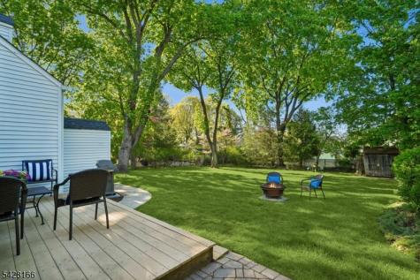 31 Jacobus Avenue Little Falls NJ 07424