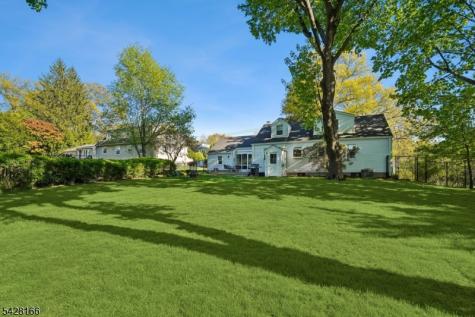 31 Jacobus Avenue Little Falls NJ 07424