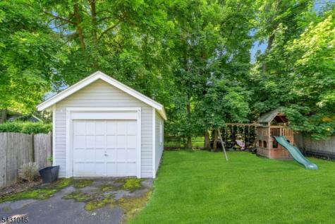 2 Columbus Avenue Montclair NJ 07042