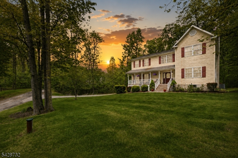 1 Foley Drive Hampton NJ 07860