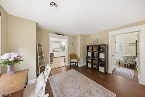 1 Foley Drive Hampton NJ 07860