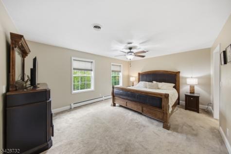 1 Foley Drive Hampton NJ 07860