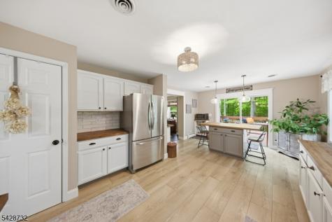 1 Foley Drive Hampton NJ 07860