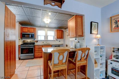 157 Berwyn Street Roselle Park NJ 07204