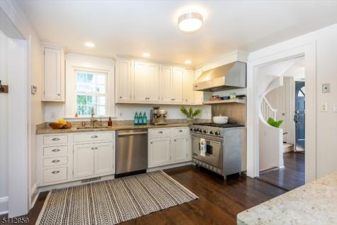 582 Highland Avenue Montclair NJ 07043
