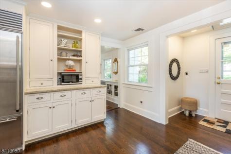 582 Highland Avenue Montclair NJ 07043