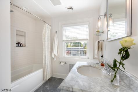 582 Highland Avenue Montclair NJ 07043