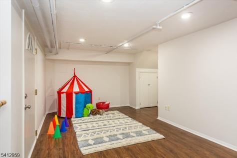 582 Highland Avenue Montclair NJ 07043