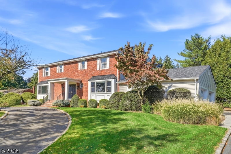 4 Tremont Terrace Livingston NJ 07039