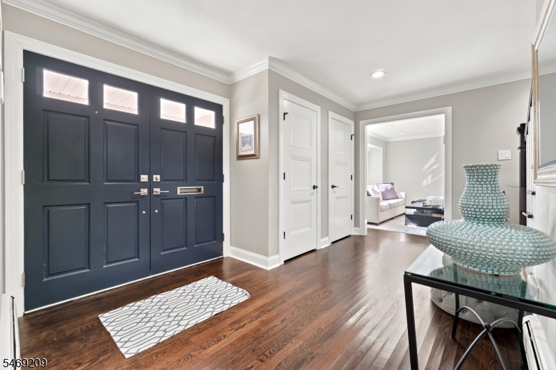 4 Tremont Terrace Livingston NJ 07039