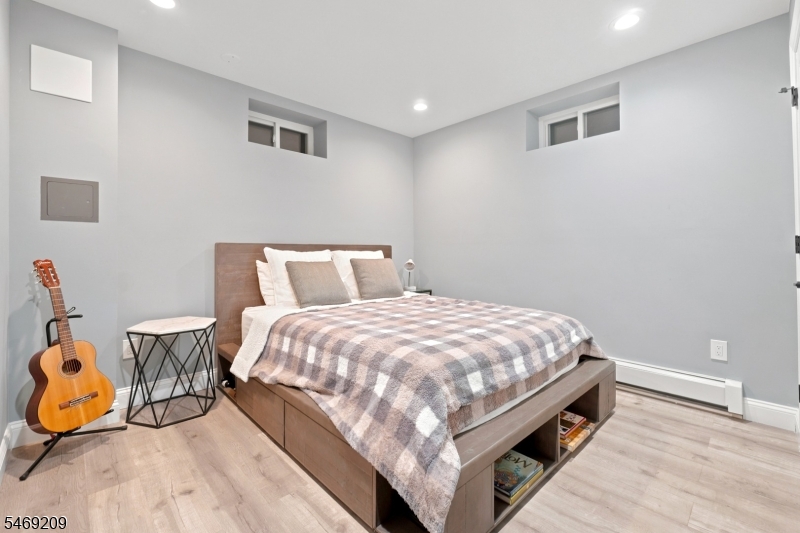 4 Tremont Terrace Livingston NJ 07039