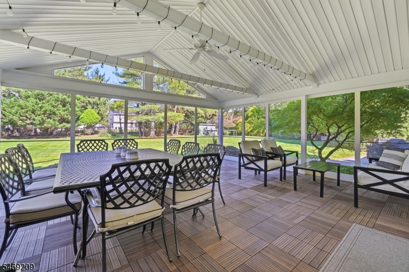 4 Tremont Terrace Livingston NJ 07039