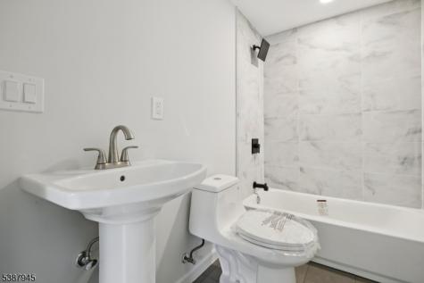 76 Mitchell Street West Orange NJ 07052