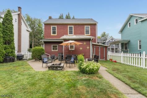 323 Water Street Belvidere NJ 07823
