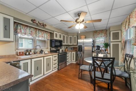 323 Water Street Belvidere NJ 07823