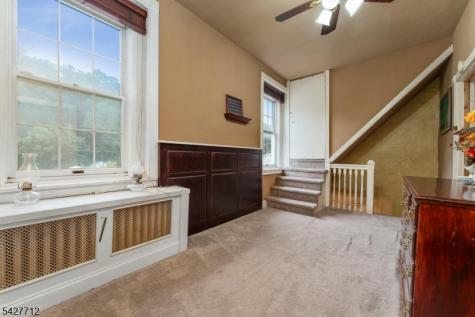 323 Water Street Belvidere NJ 07823
