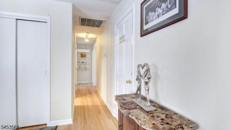 25 Woodland Avenue West Orange NJ 07052