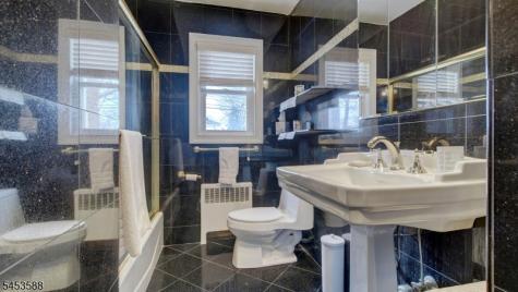 25 Woodland Avenue West Orange NJ 07052