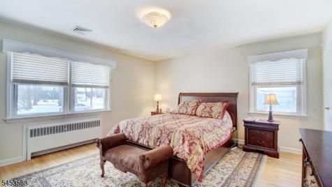 25 Woodland Avenue West Orange NJ 07052