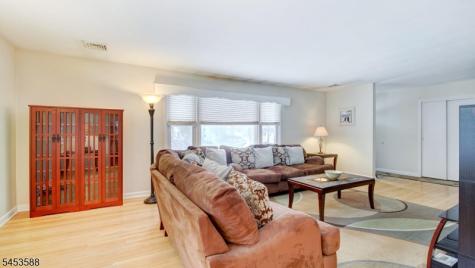 25 Woodland Avenue West Orange NJ 07052