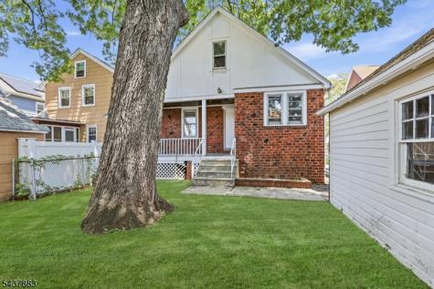 712 Sheridan Avenue Roselle NJ 07203