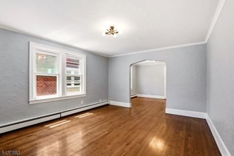 712 Sheridan Avenue Roselle NJ 07203