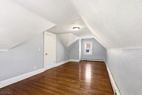 712 Sheridan Avenue Roselle NJ 07203