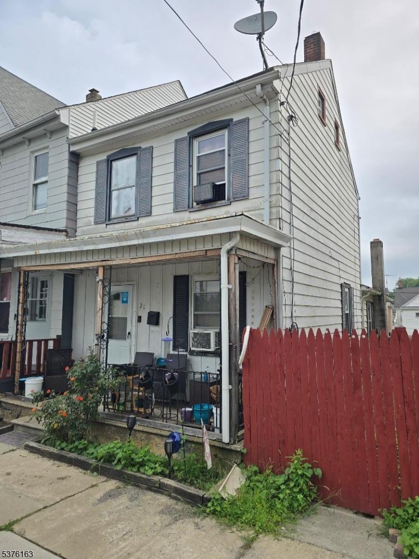 21 Railroad Avenue Phillipsburg NJ 08865