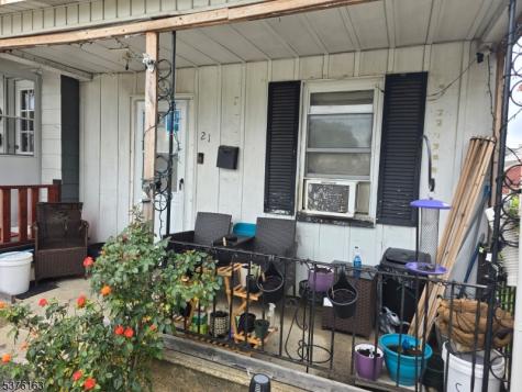 21 Railroad Avenue Phillipsburg NJ 08865