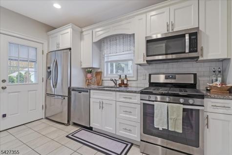 50 Lewis Place Totowa NJ 07512