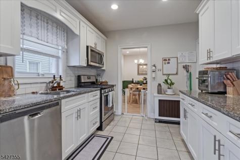 50 Lewis Place Totowa NJ 07512